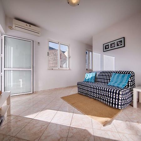 Apartments Marinkovic Komiža Eksteriør bilde